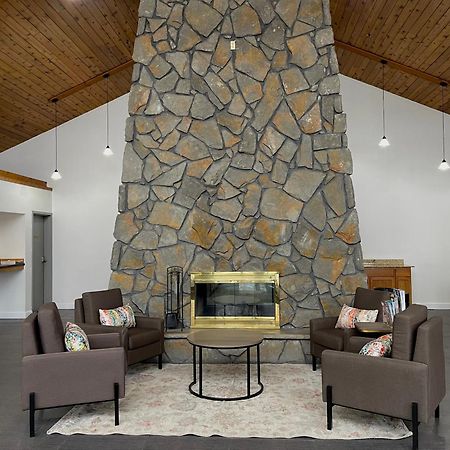 Comfort Inn & Suites Syracuse-Carrier Circle East Syracuse Εξωτερικό φωτογραφία