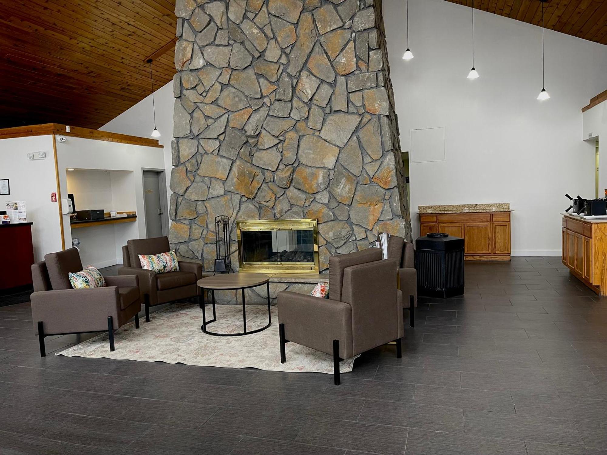 Comfort Inn & Suites Syracuse-Carrier Circle East Syracuse Εξωτερικό φωτογραφία